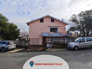 Villa in vendita a Roma RM