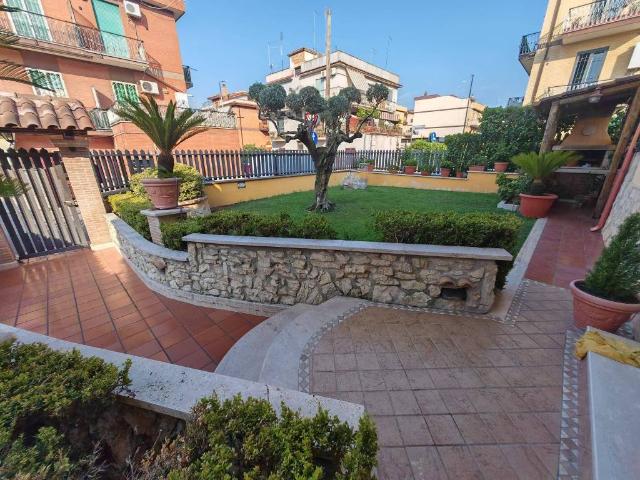 Villa in vendita a Roma RM