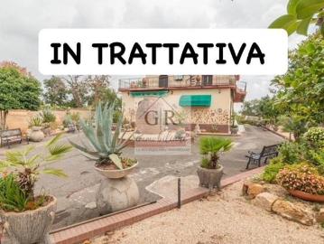 Villa in vendita a Roma RM