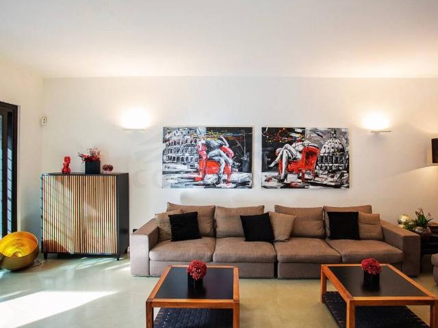 Villa in vendita a Roma RM