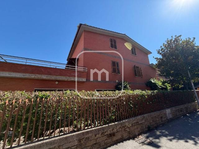 Villa in vendita a Roma RM