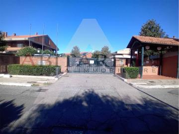 Villa in vendita a Roma RM