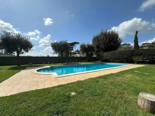 Villa in vendita a Roma RM