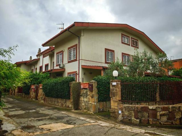 Villa in vendita a Roma RM