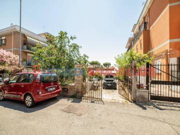 Villa in vendita a Roma RM