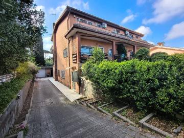 Villa in vendita a Roma RM