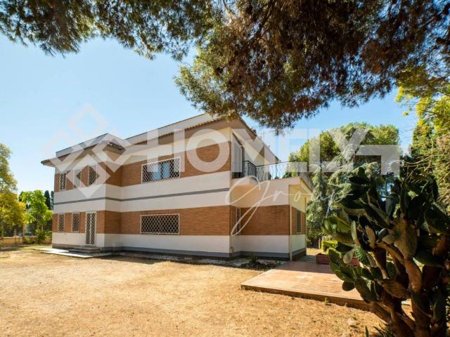 Villa in vendita a Roma RM