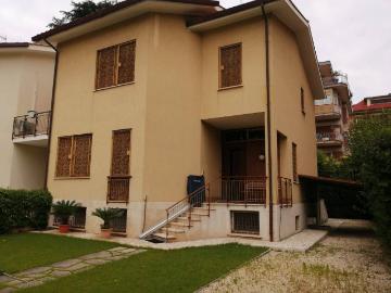 Villa in vendita a Roma RM