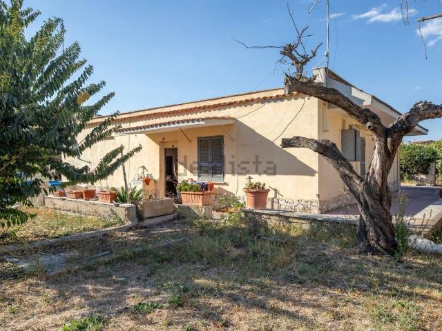 Villa in vendita a Roma RM