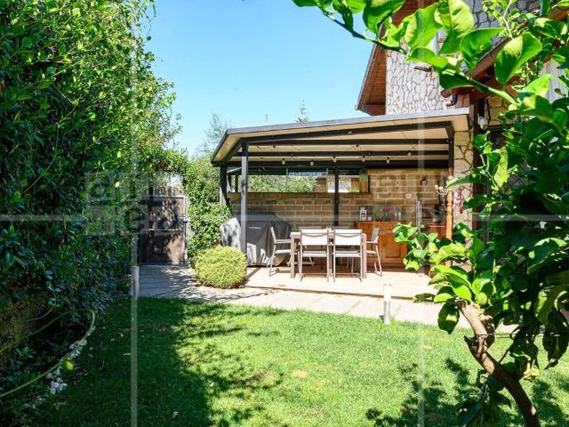 Villa in vendita a Roma RM