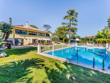 Villa in vendita a Roma RM