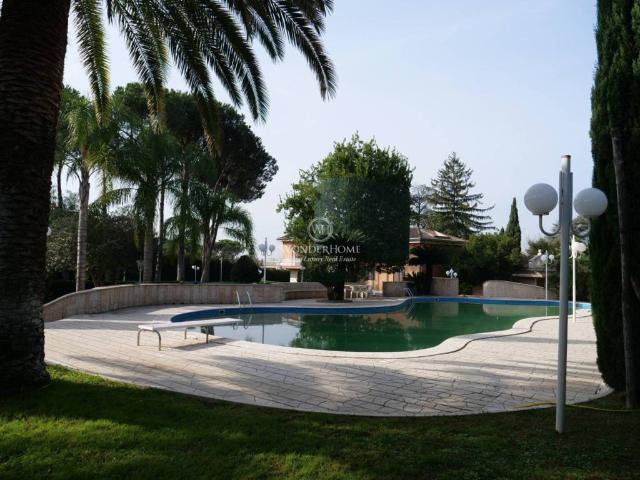 Villa in vendita a Roma RM