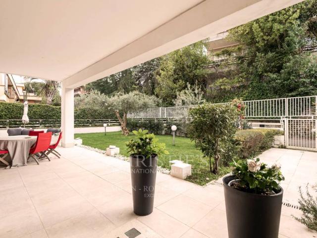 Villa in vendita a Roma RM