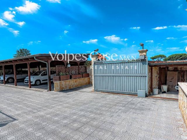 Villa in vendita a Roma RM