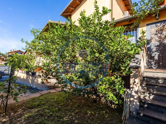 Villa in vendita a Roma RM