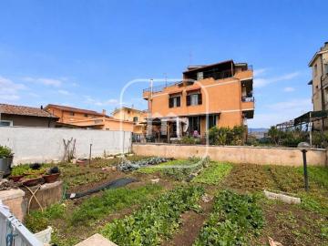 Villa in vendita a Roma RM