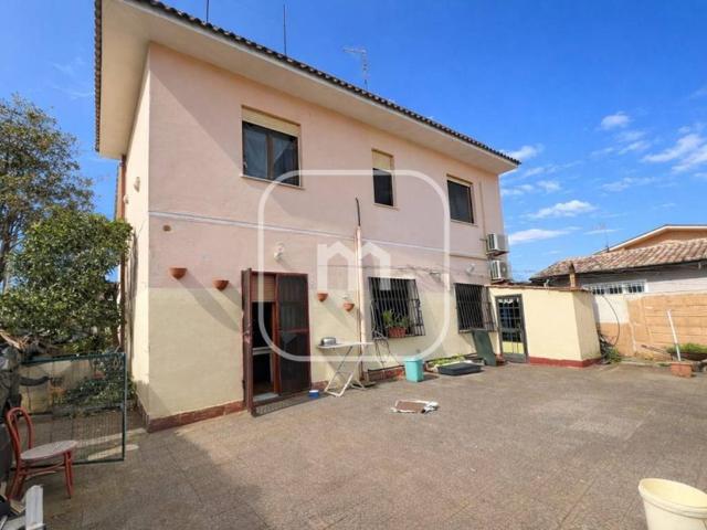 Villa in vendita a Roma RM
