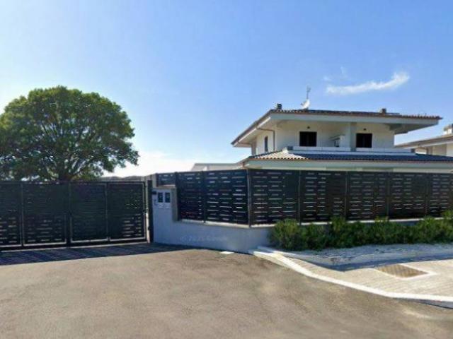 Villa in vendita a Roma RM