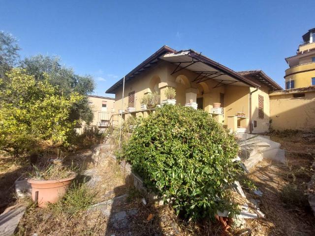 Villa in vendita a Roma RM