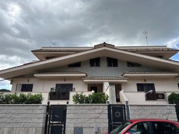 Villa in vendita a Roma RM