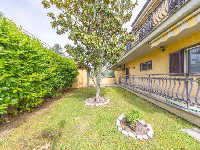 Villa in vendita a Roma RM