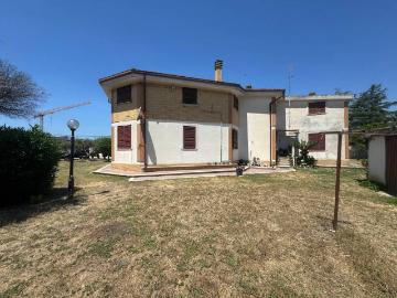Villa in vendita a Roma RM