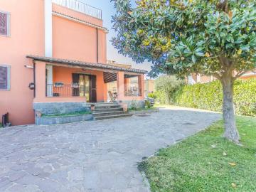Villa in vendita a Roma RM