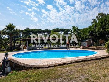 Villa in vendita a Roma RM