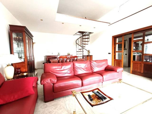 Villa in vendita a Roma RM