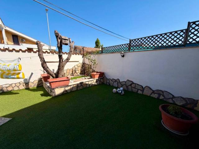 Villa in vendita a Roma RM