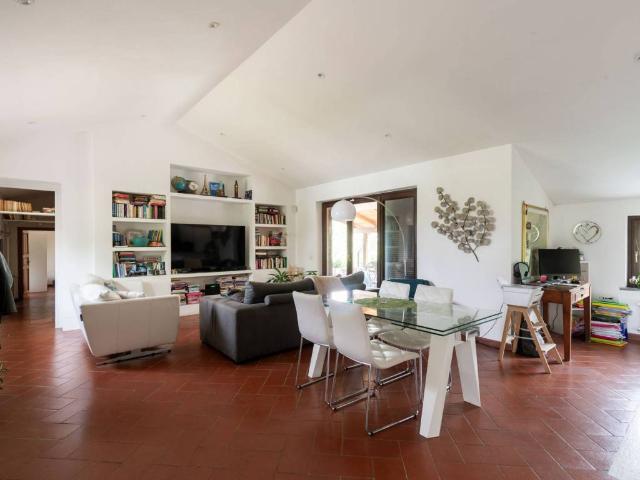 Villa in vendita a Roma RM