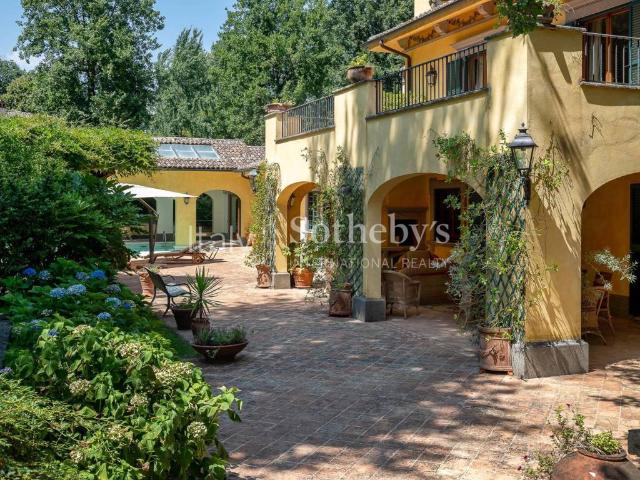 Villa in vendita a Roma RM
