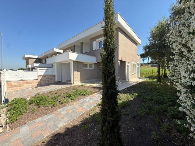 Villa in vendita a Roma RM