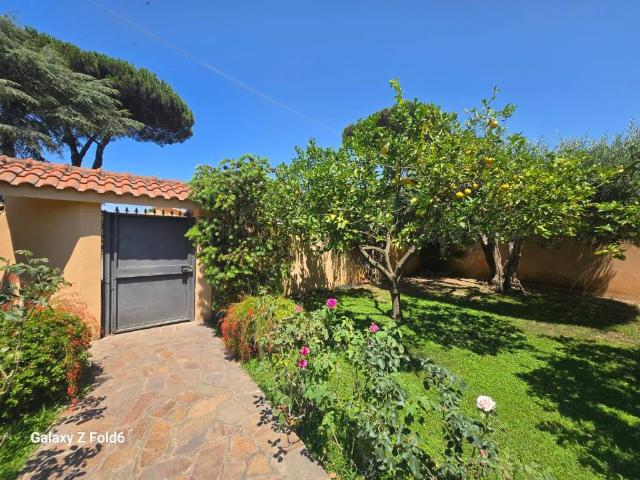Villa in vendita a Roma RM