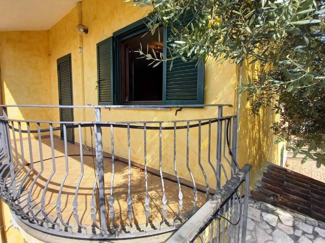 Villa in vendita a Roma RM