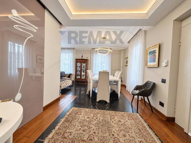 Villa in vendita a Roma RM