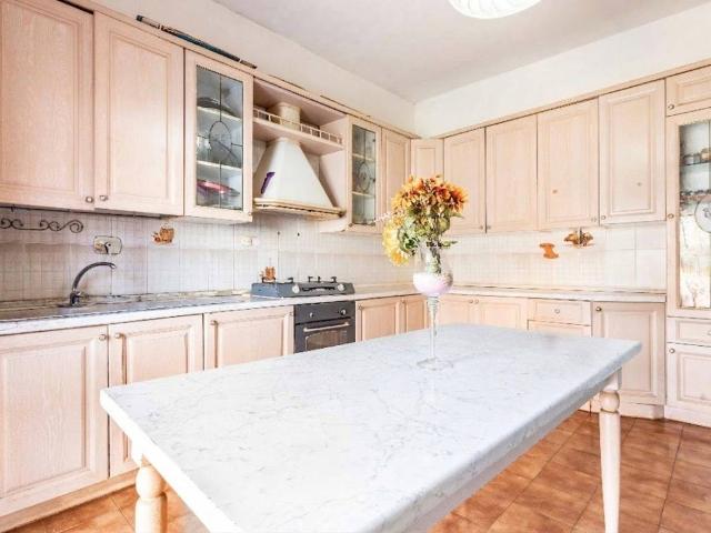 Villa in vendita a Roma RM