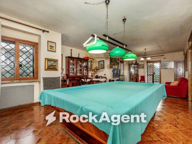 Villa in vendita a Roma RM