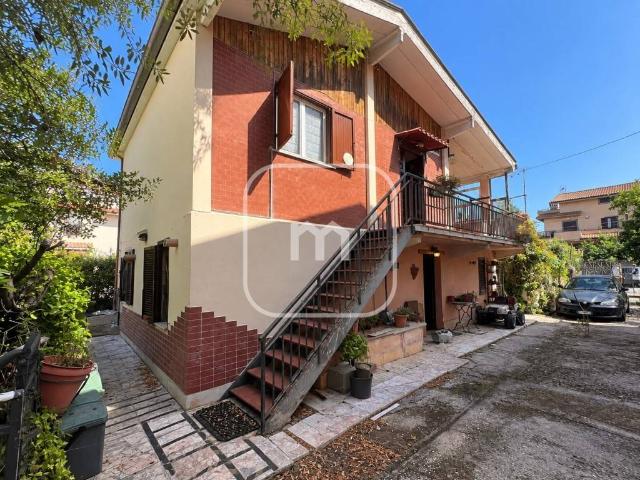Villa in vendita a Roma RM