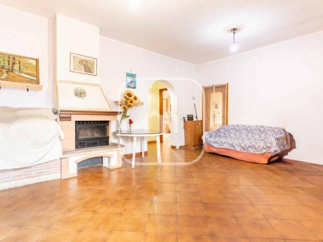 Villa in vendita a Roma RM