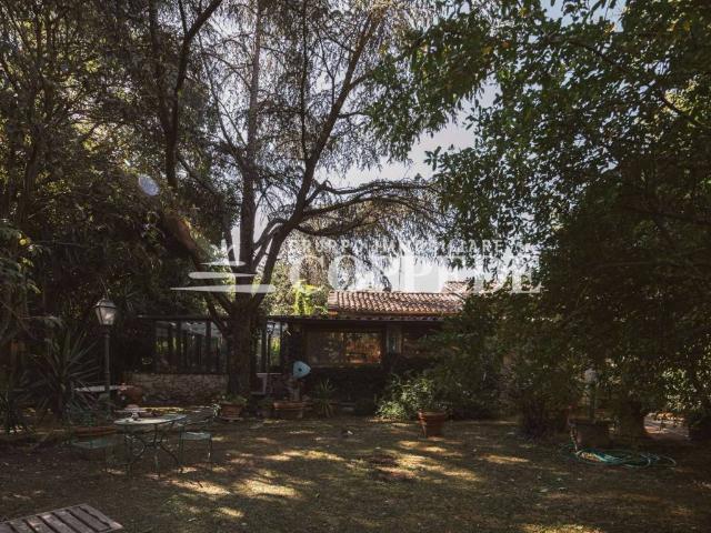 Villa in vendita a Roma RM