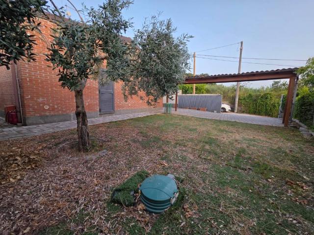 Villa in vendita a Roma RM