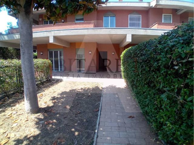 Villa in vendita a Roma RM