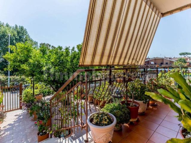 Villa in vendita a Roma RM