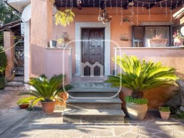 Villa in vendita a Roma RM