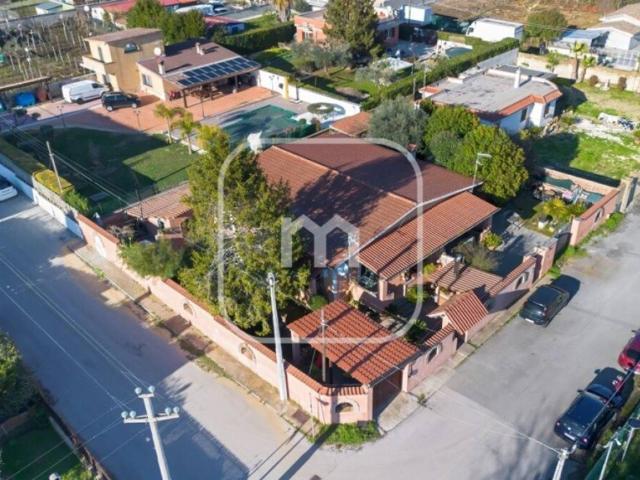 Villa in vendita a Roma RM