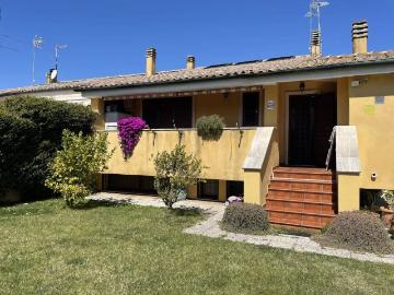 Villa in vendita a Roma RM
