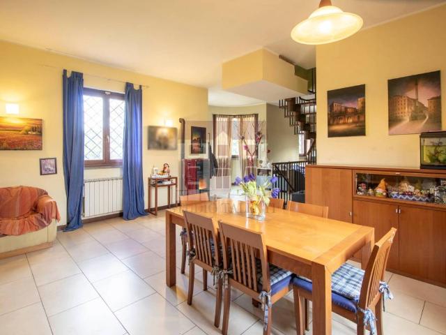 Villa in vendita a Roma RM