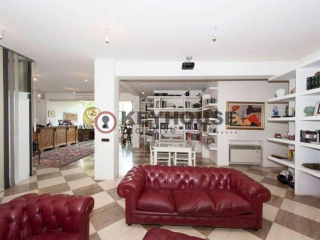 Villa in vendita a Roma RM