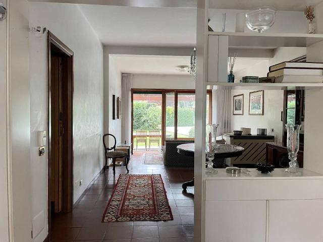 Villa in vendita a Roma RM
